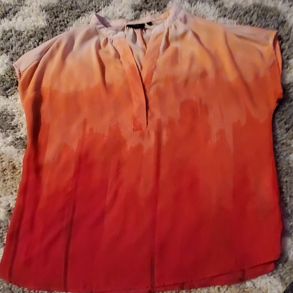 Apt. 9 Top